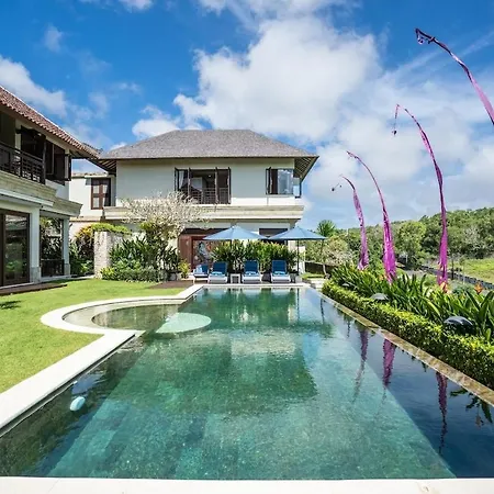 Luxury Villa With Butler Service And Spa