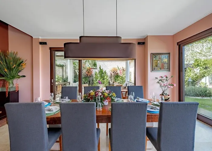 Villa Luxury Bali - Cinema Room, & Ocean Views