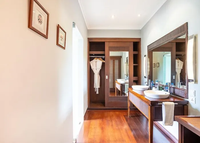Villa Luxury Bali - Cinema Room, & Ocean Views